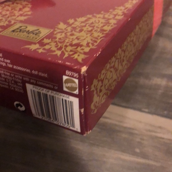 Rare Exotic Intrigue collectible Barbie - Picture 3 of 17